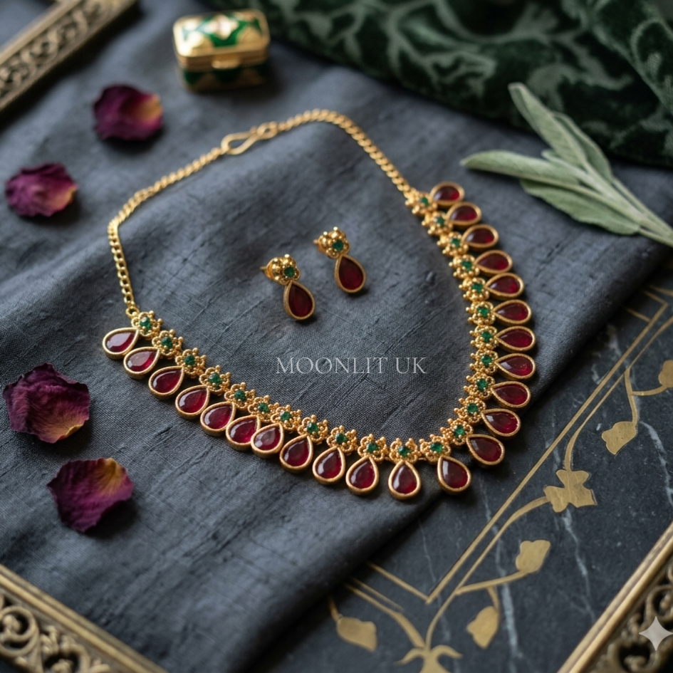 Traditional South Indian Kemp Collar Necklace Set MN-4019
